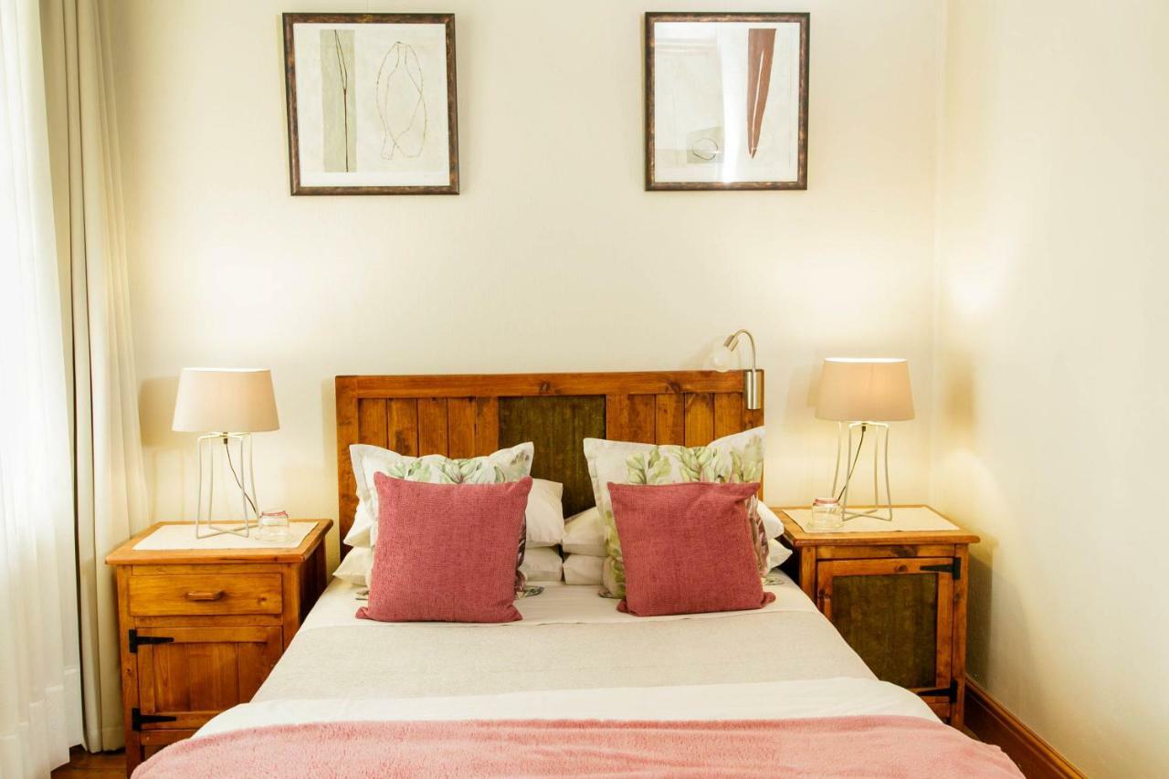 Oakdene Guest House Оудсхорн Екстериор снимка