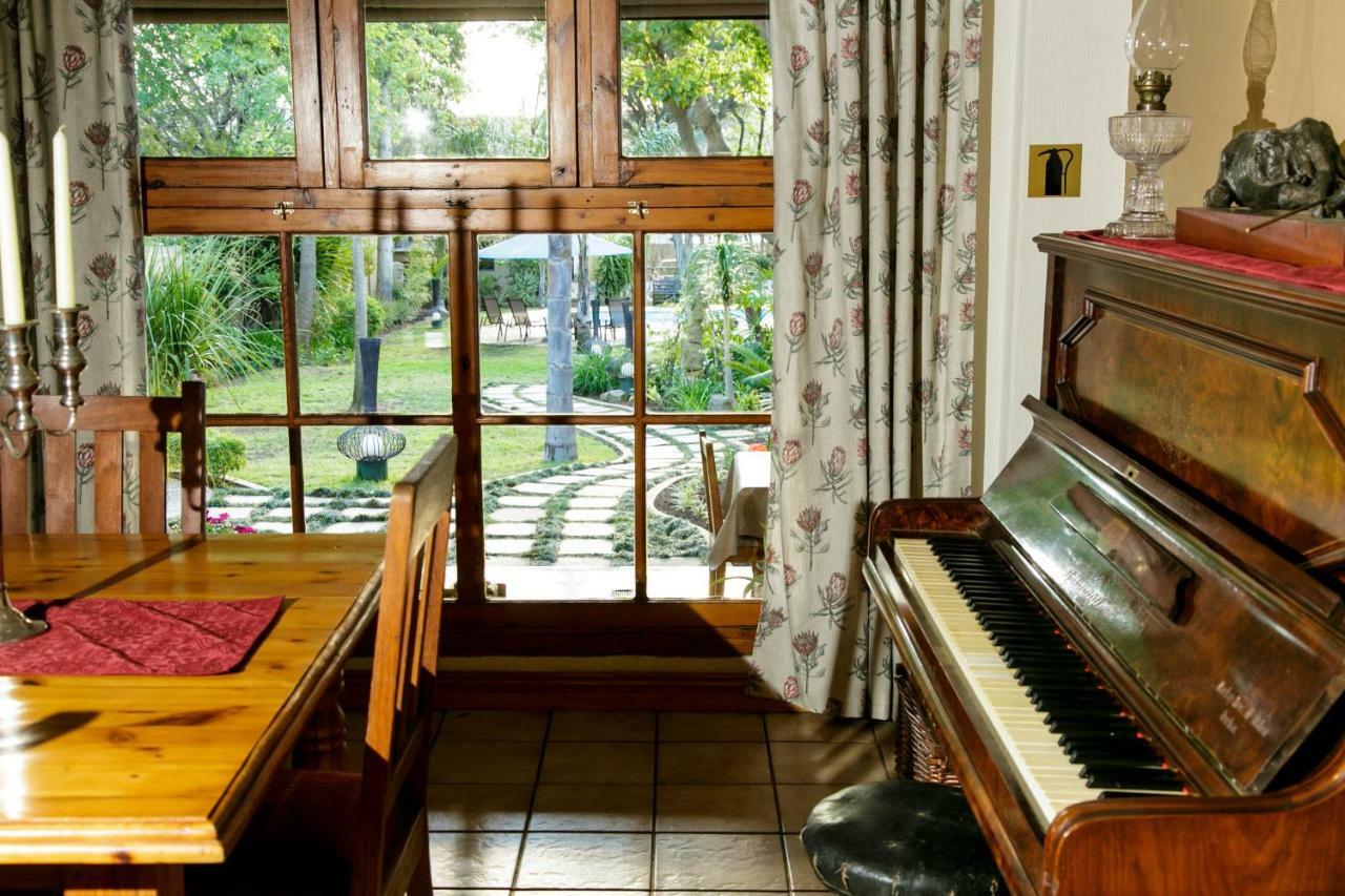 Oakdene Guest House Оудсхорн Екстериор снимка