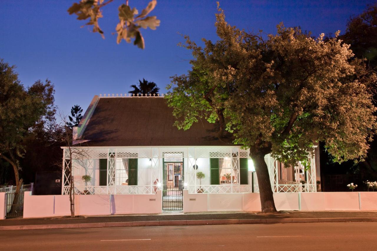 Oakdene Guest House Оудсхорн Екстериор снимка