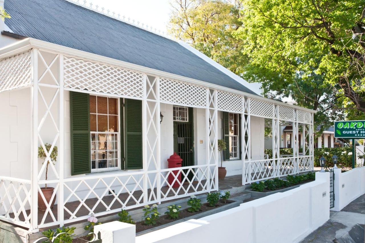 Oakdene Guest House Оудсхорн Екстериор снимка